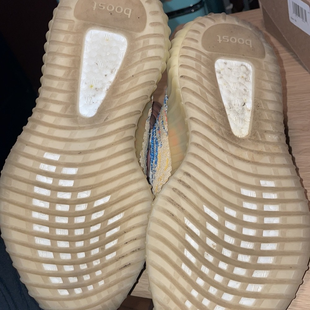 Yeezy boost 350 - Picture 2 of 4